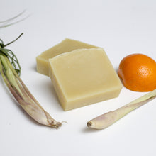 Lemongrass and Bergamot Shampoo bar